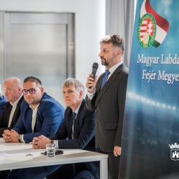 Schneider Béla a Magyar Labdarúgó Szövetség Fejér Mergyei Igazgatója.